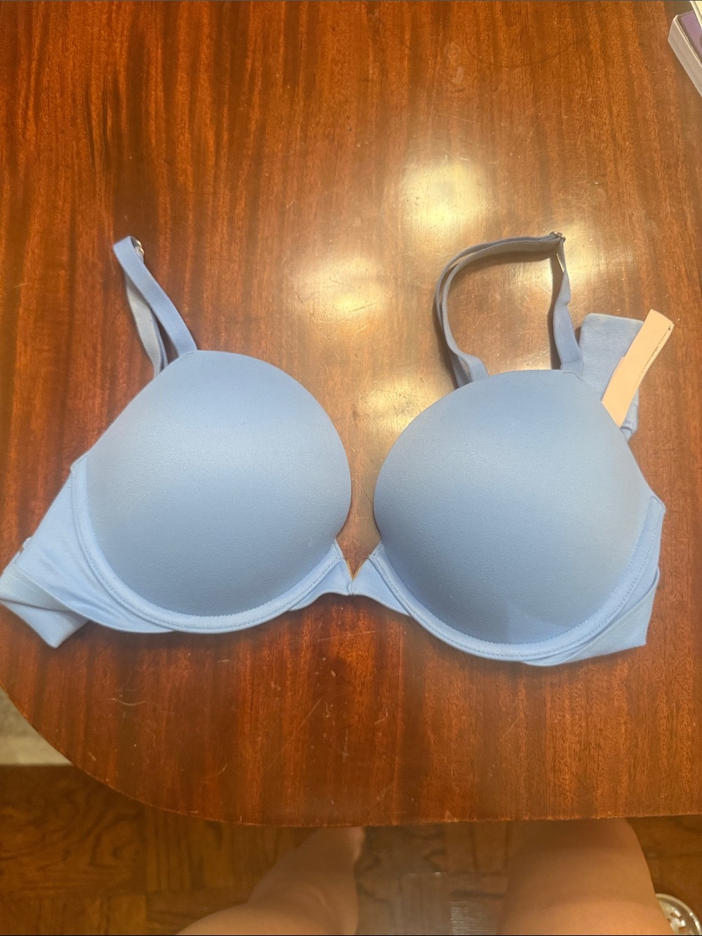 Victoria's Secret Light Blue Smooth T-Shirt Bra
